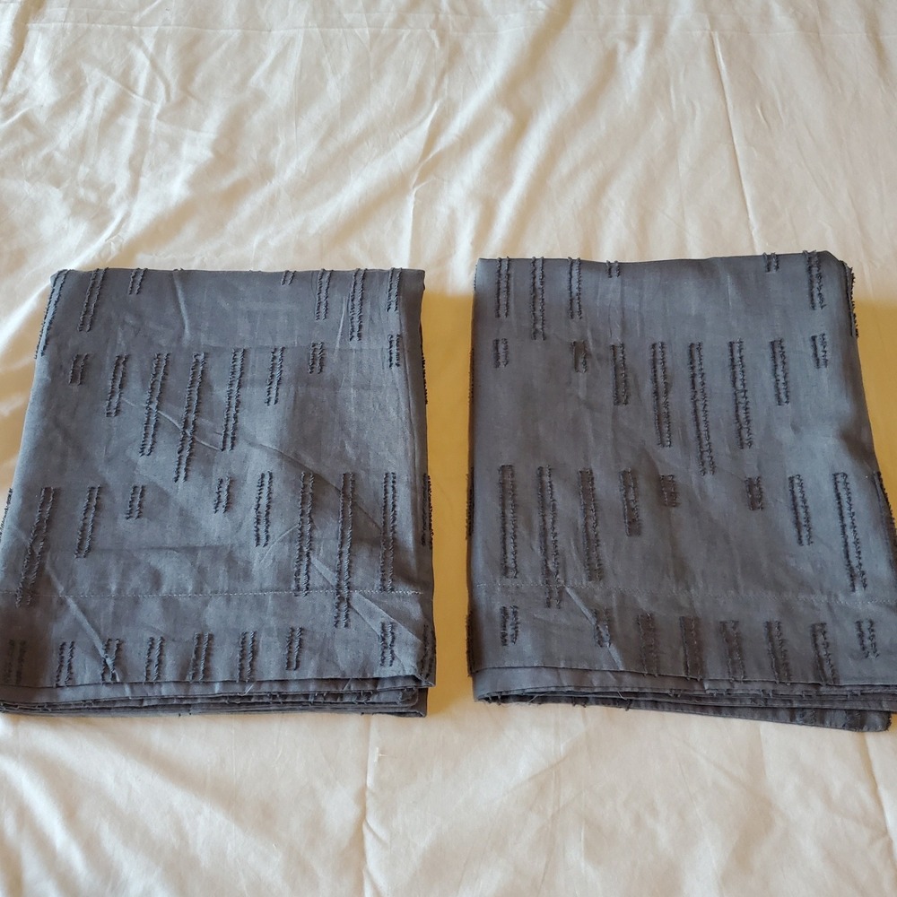 Scott Living Gray Cotton Textured Dash Pillow Shams Set of 2 Modern Bedding